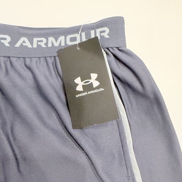 Under Armour Women’s Loose Tech Play Up Shorts Small Blue - Picture 2 of 4